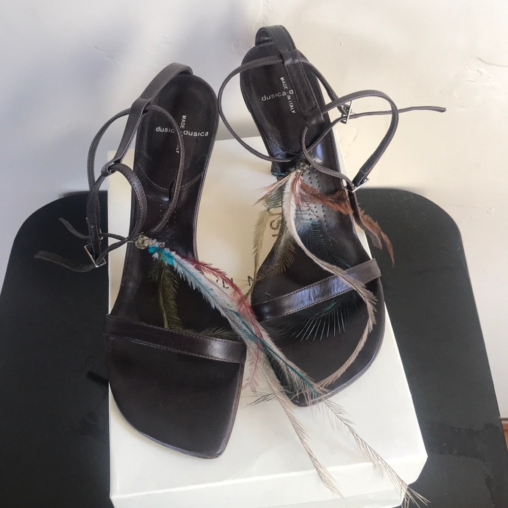 Dusica.Dusica Heels with Feather detail - Picture 1 of 4